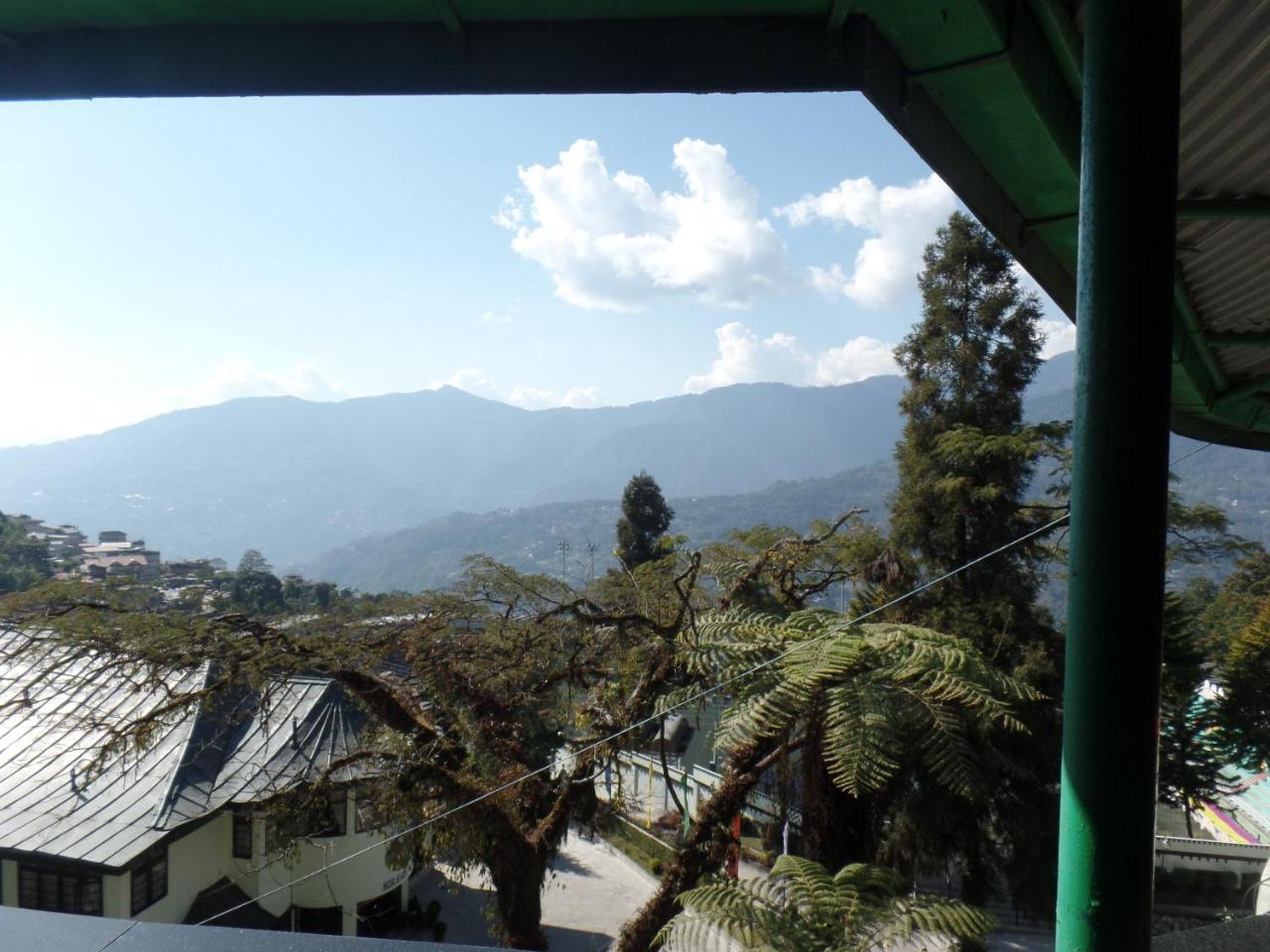 Himalayan Height Hotel Гангток Екстериор снимка