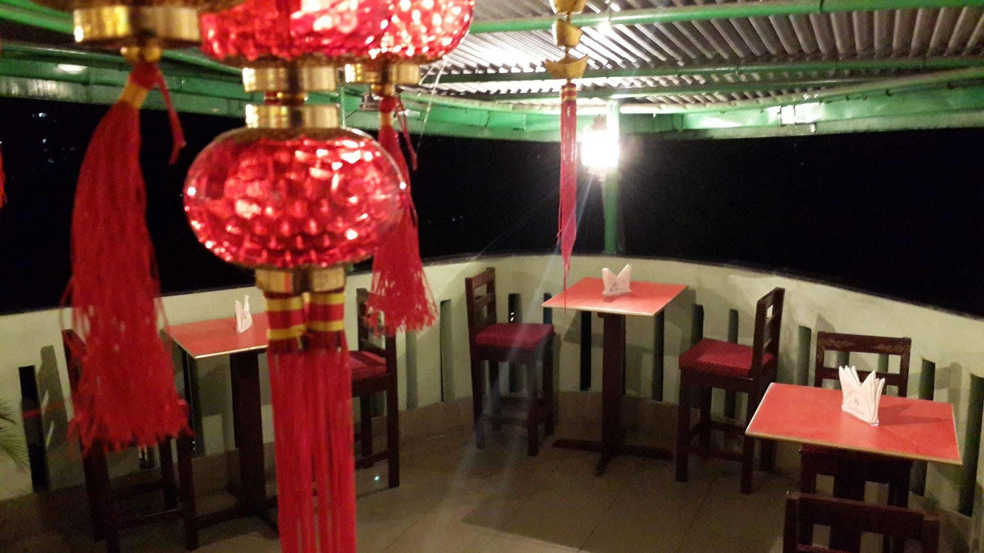 Himalayan Height Hotel Гангток Екстериор снимка
